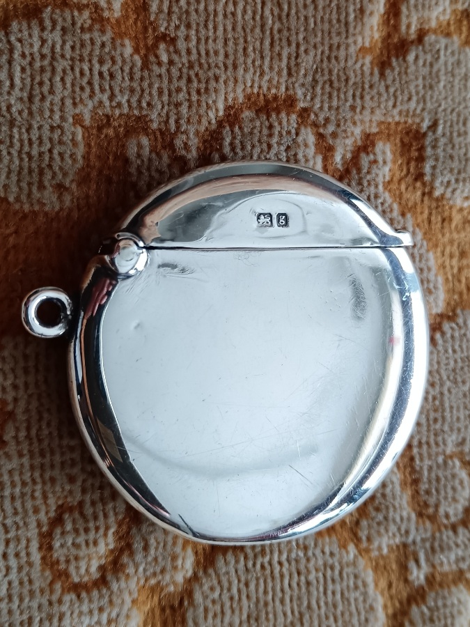 Edwardian Silver Pug Dog Vesta Case 1906 (9).jpg
